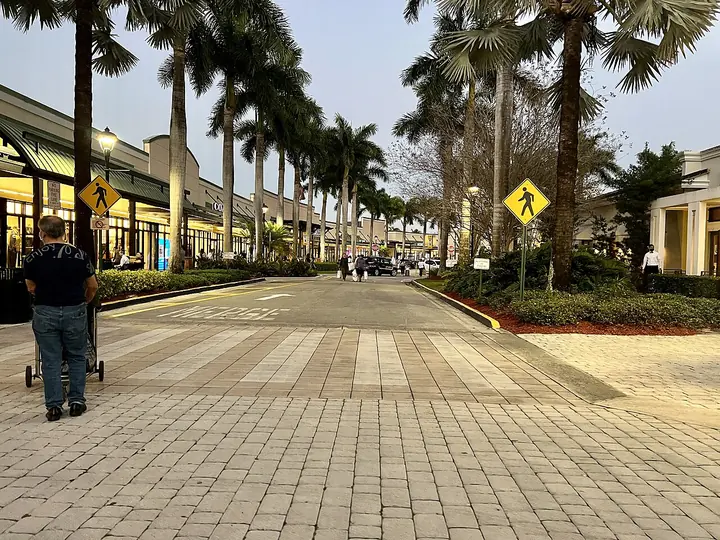 Photo of Sawgrass Mills, Sunrise